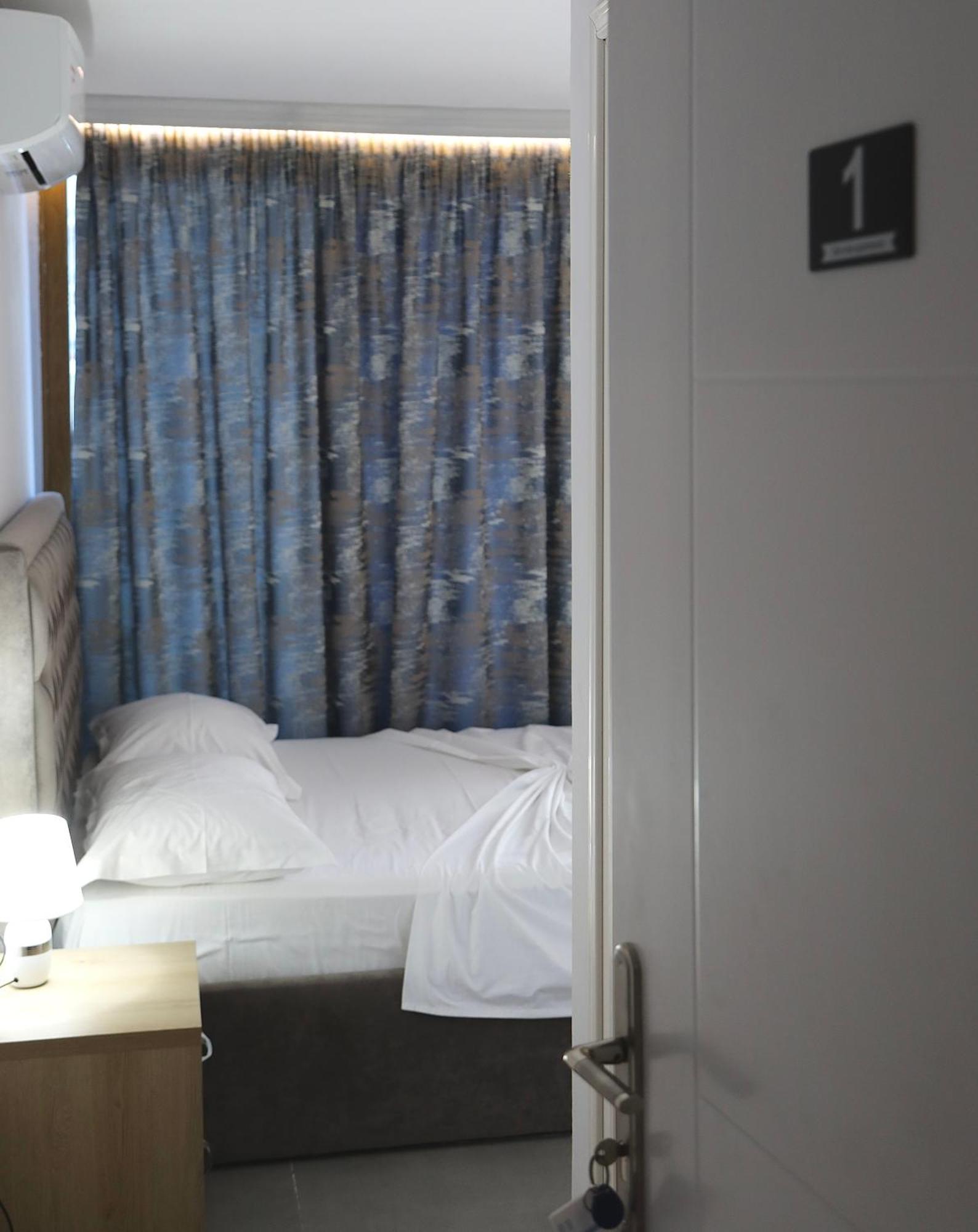 Sea View Apartments 格勒姆 外观 照片
