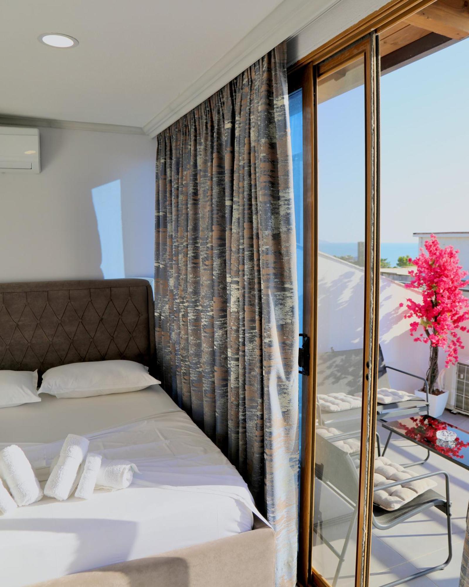 Sea View Apartments 格勒姆 外观 照片