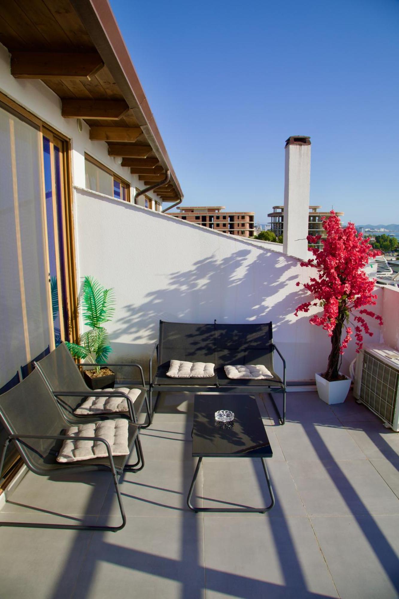 Sea View Apartments 格勒姆 外观 照片