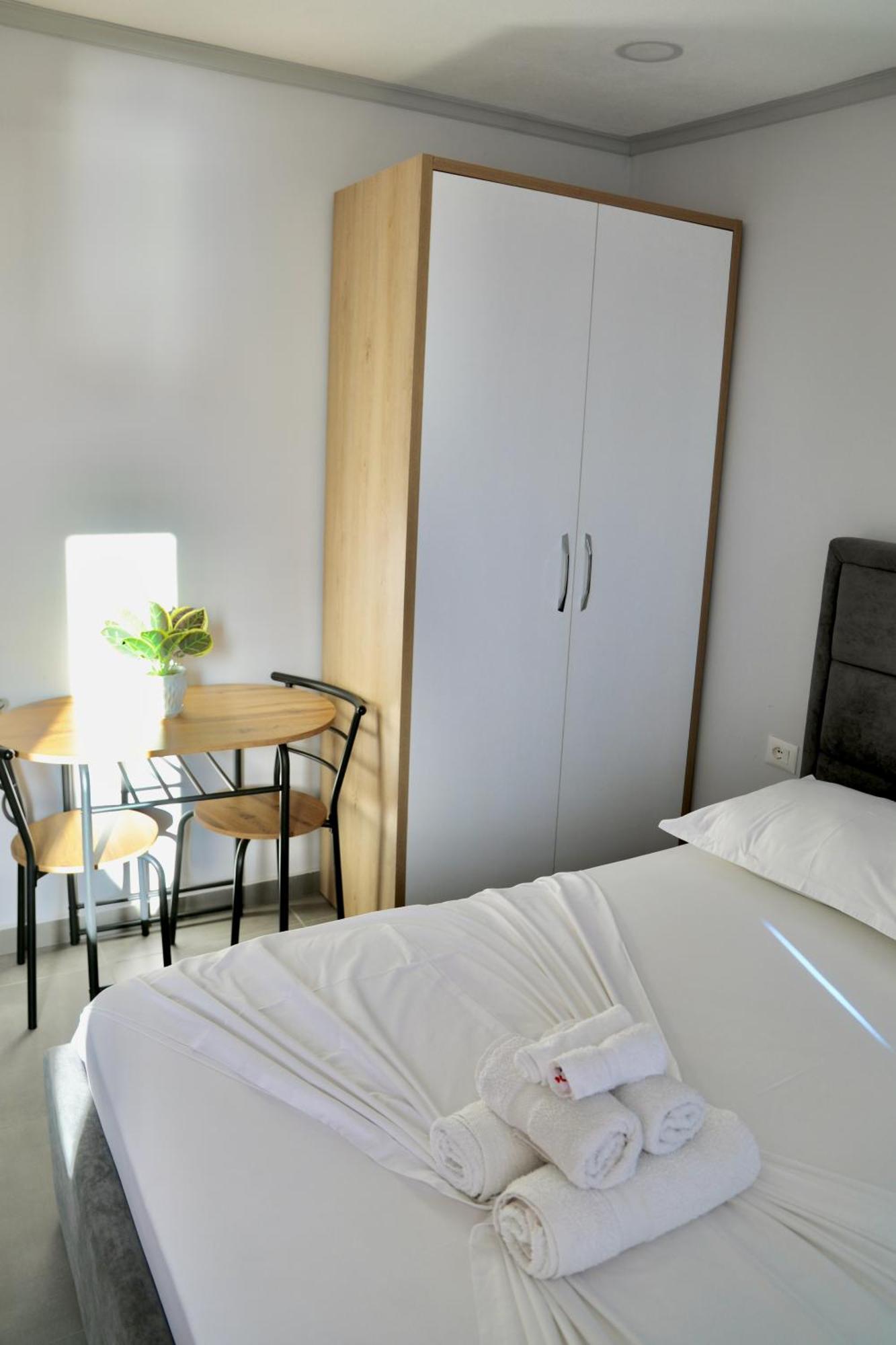 Sea View Apartments 格勒姆 外观 照片