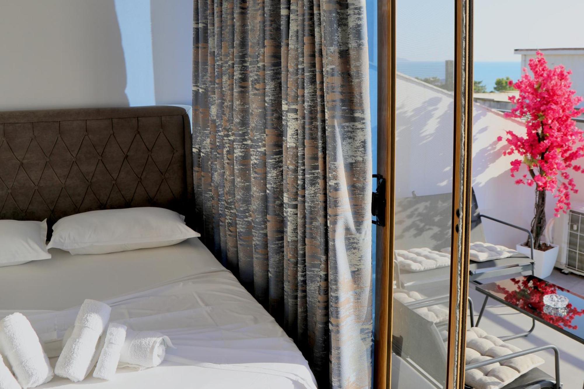Sea View Apartments 格勒姆 外观 照片