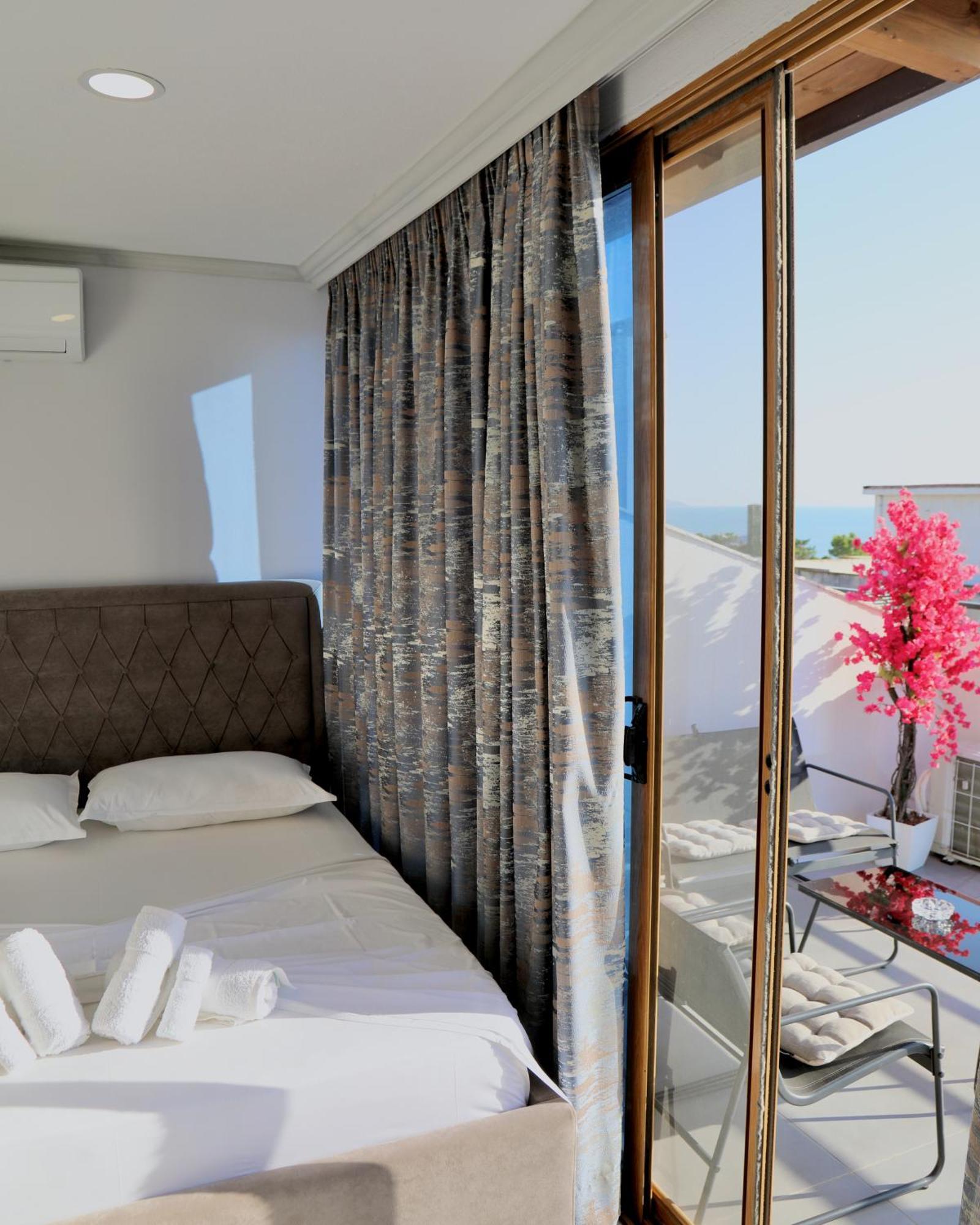 Sea View Apartments 格勒姆 外观 照片
